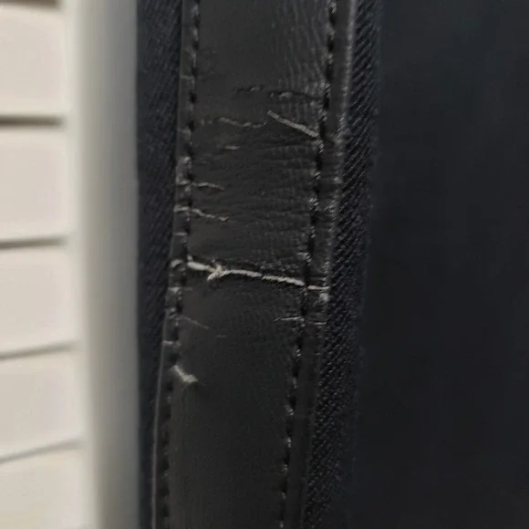 Banana Republic Sloan Fit Pants Women's 6 Black Faux Leather Stripe Down‎ Leg - Picture 13 of 13